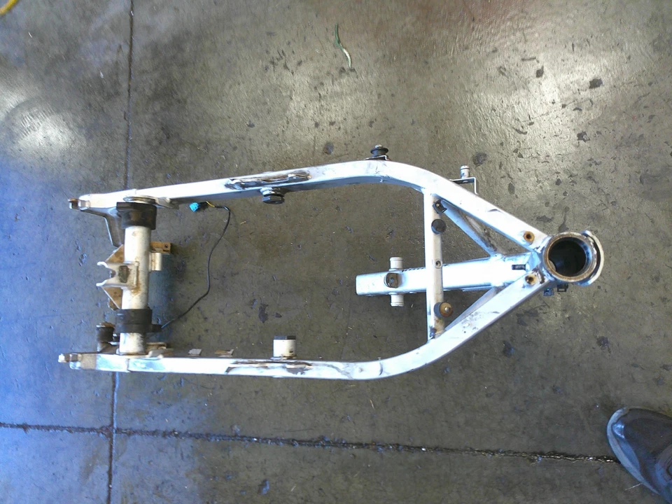 2002 - 2003 宝马 F650GS 框架底盘 — 第 2/4 张图片