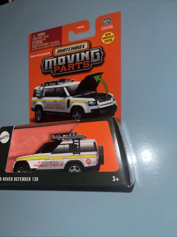 Matchbox 2025 Moving Parts Land Rover Defender 130 White Emergency Rescue #24 - Image 4 of 4
