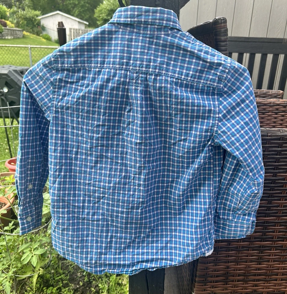 Niños Crewcuts manga larga abotonada. Azul y morado. Talla 6-7 Foto 2 de 2