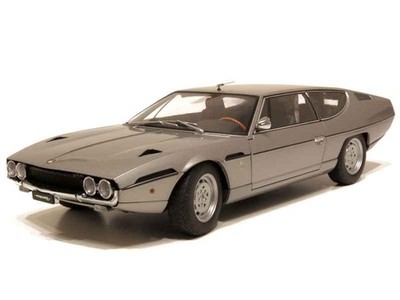 Lamborghini Espada 1972 - autoart 1/18