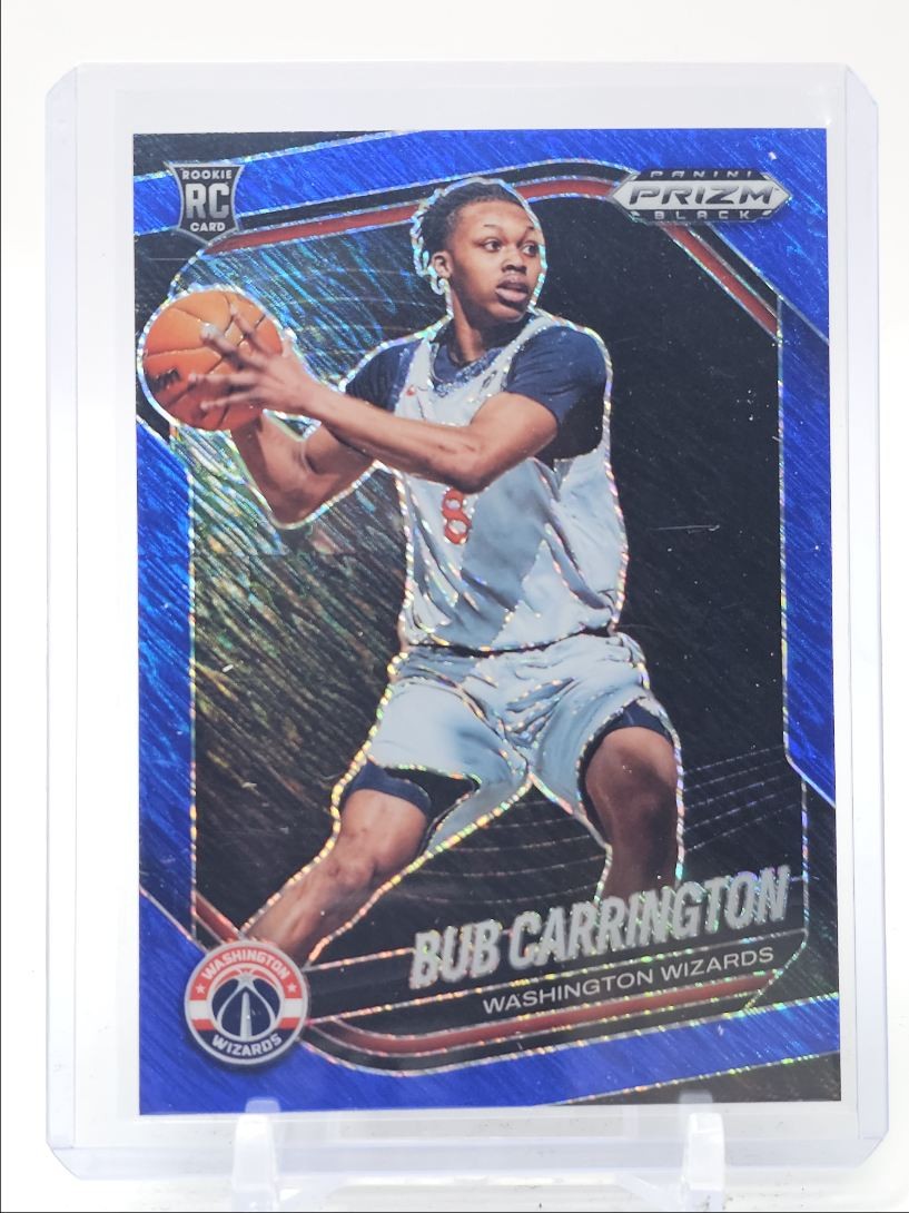 BUB CARRINGTON 2024-25 PRIZM BLACK ROOKIE BLUE SHIMMER FOTL #92 RC /35 Q3701