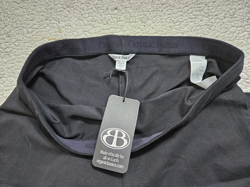 Organic Basics woman's LARGE L Black Core Capri Leggings NEW NWT workout - Image 3 of 4