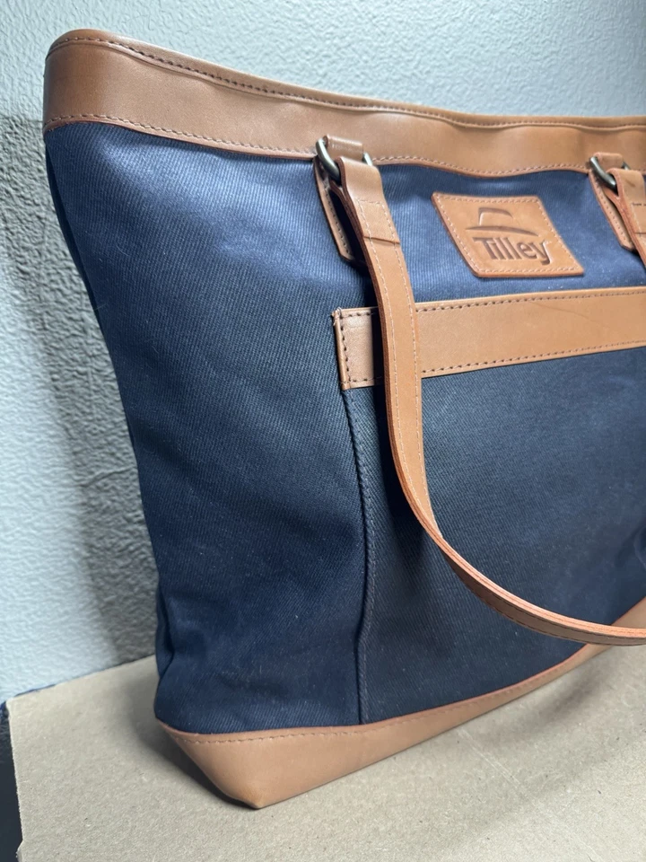 Bolso de Viaje Tilley de Lona Encerada Borde de Cuero Hecho en Canadá (NUEVO) Foto 4 de 4