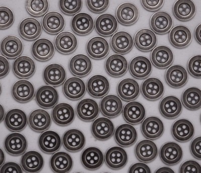 Vintage Ombre Black Silver 4-Hole Button Steampuck 15mm Lot of 8 B138-11