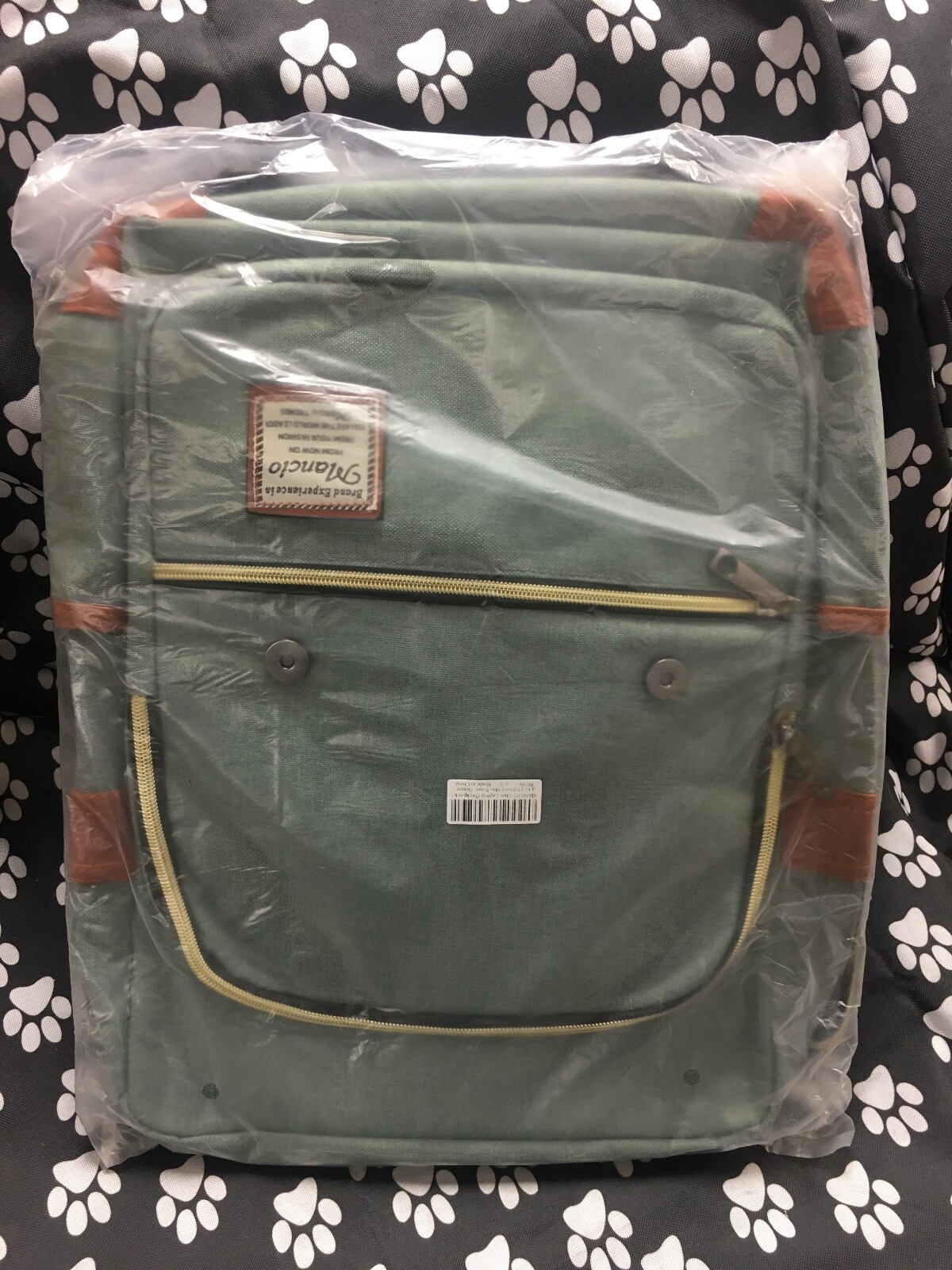 Vintage Slim Laptop Backpack with USB Charging Port for Casual Daypacks (Green)