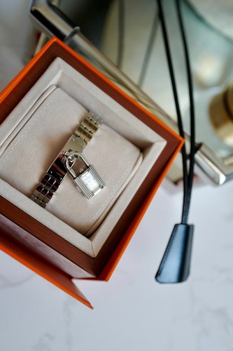 BNIB HERMES Kelly Steel watch, Mini model, 16 mm $5K Retail - Picture 8 of 21