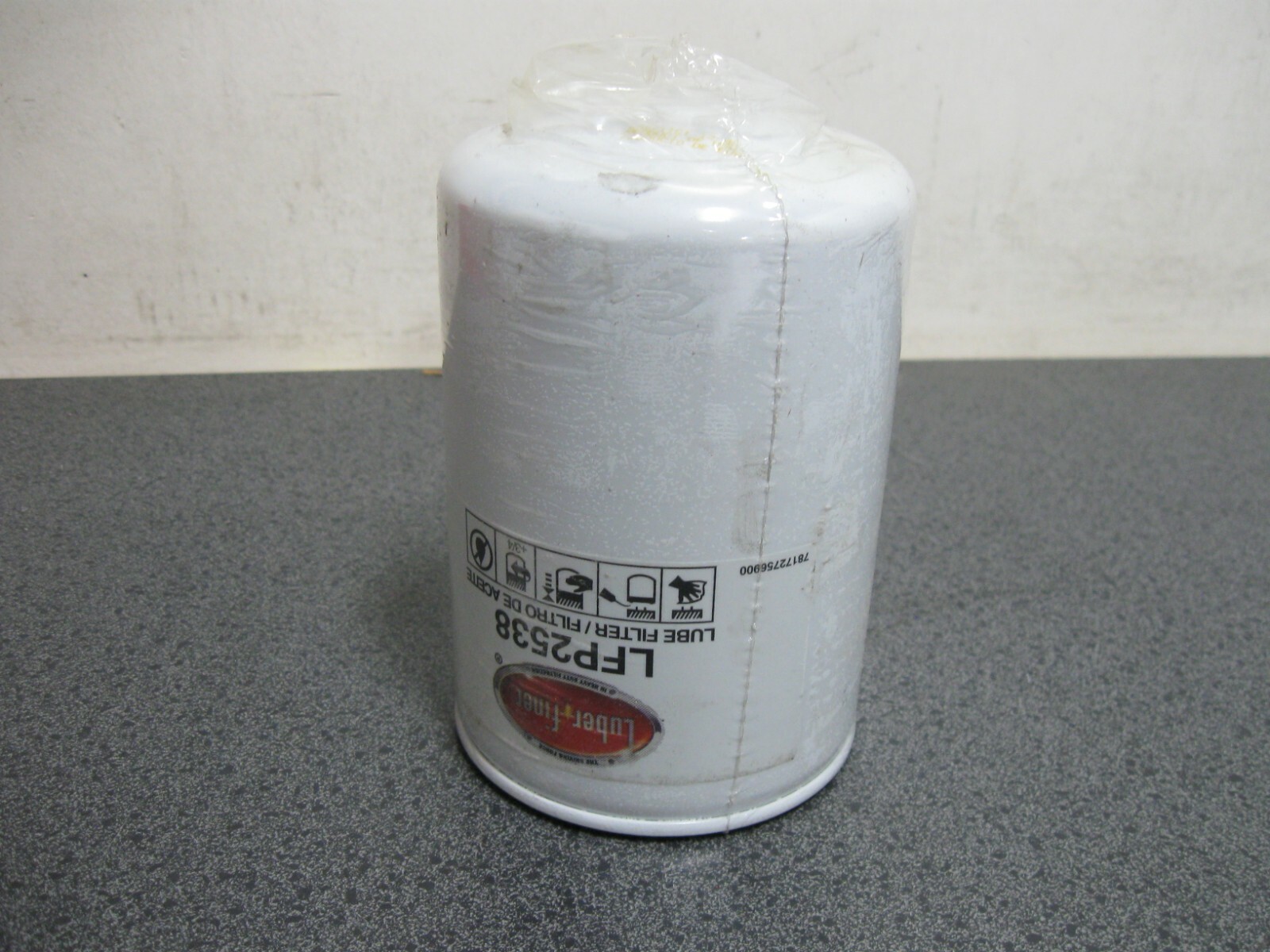NEW GENUINE LUBER-FINER LUBE FILTER (PN  LFP2538)