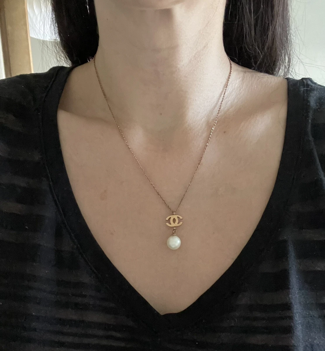 chanel pearl heart necklace gold