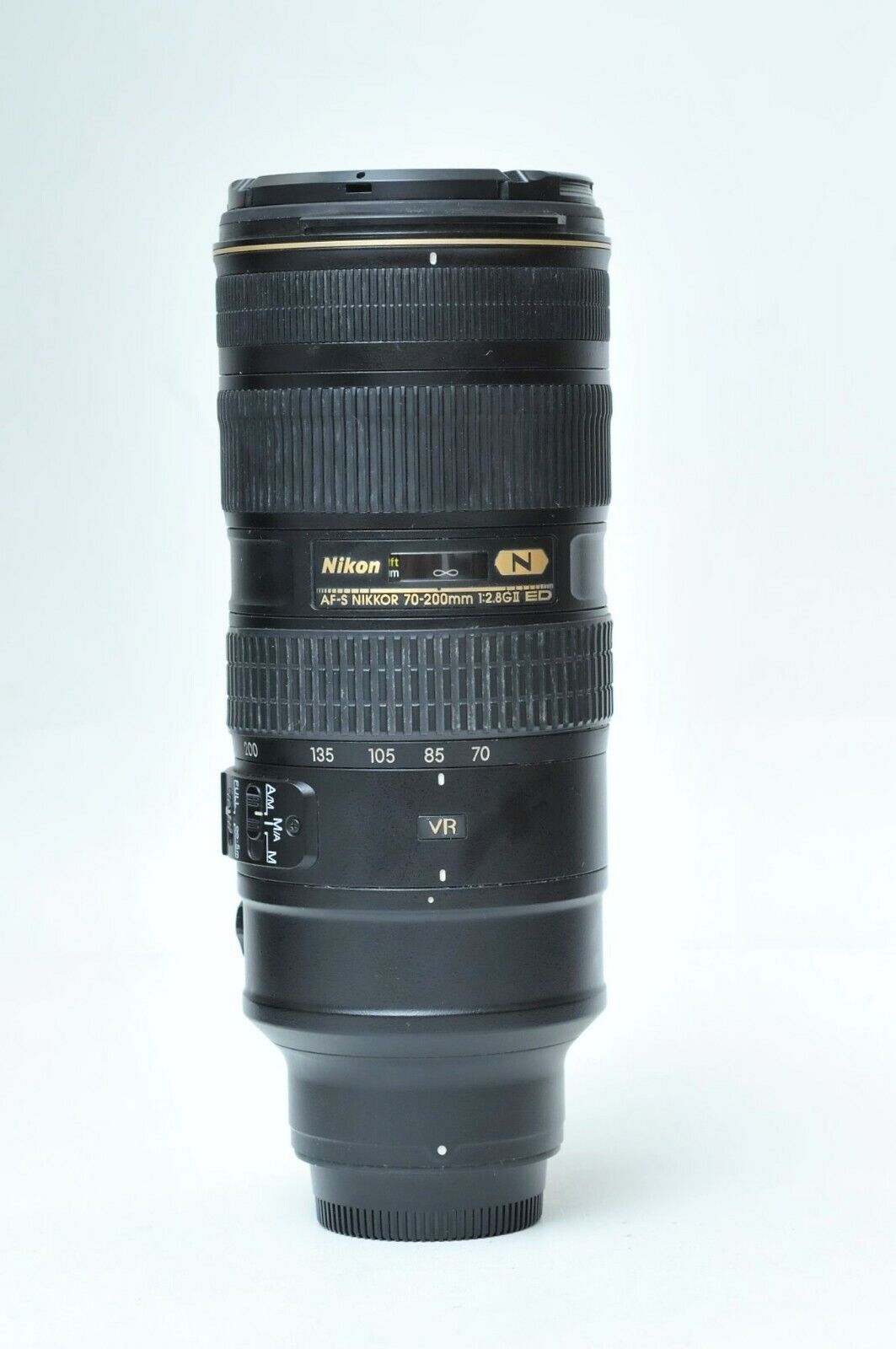 Nikon AF-S NIKKOR 70-200mm f/2.8G ED VR II Lens