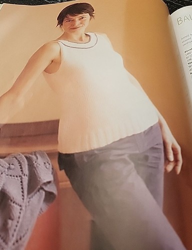 ED15 INTERWEAVE KNITS MAGAZINE, SPRING 2004 - Picture 8 of 12