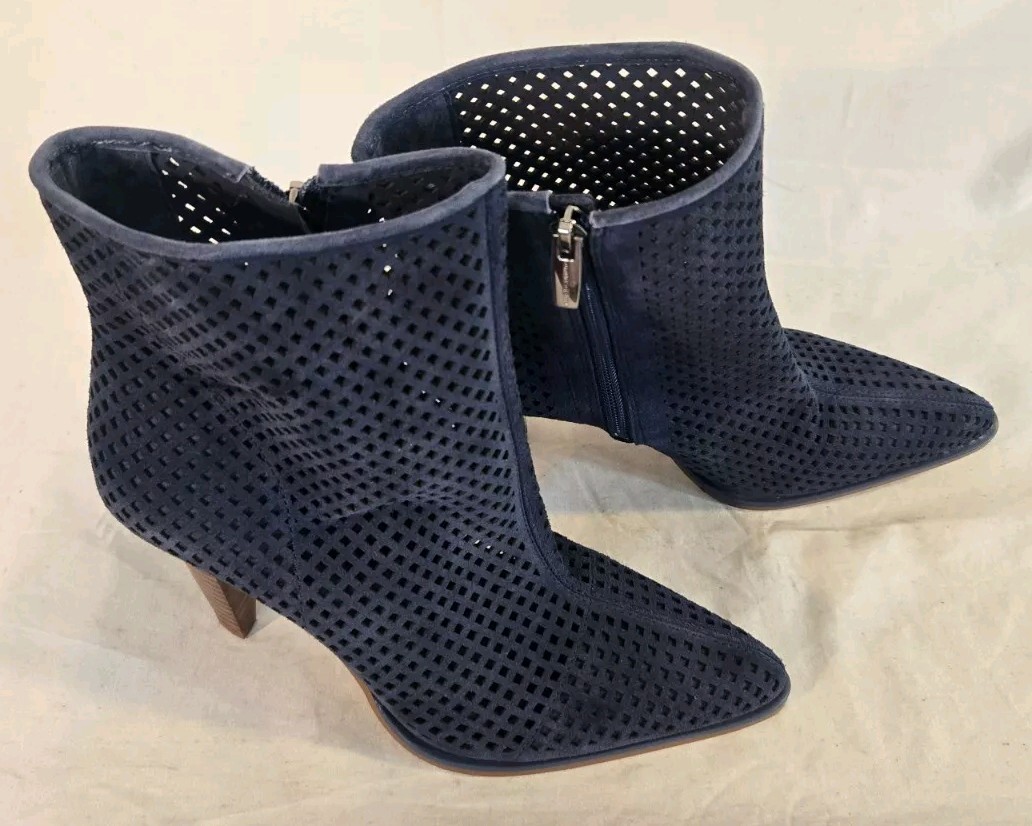 Vince Camuto Women's Size Yolandal Blue Suede Perforated Boots New