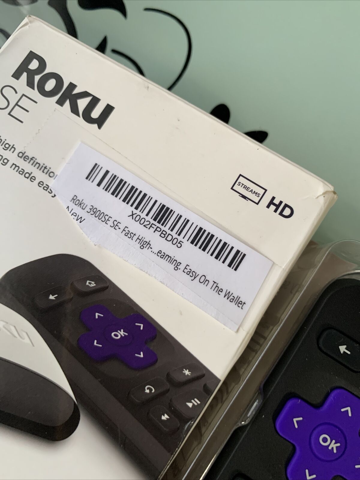 Seiki 39" Class HD LED TV with Roku SE HD Streaming Player 