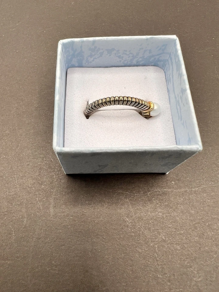 Anillo de perlas con detalles de plata de ley y oro de 14K - tamaño 8,5 - marca 925 y T&C 14K Foto 2 de 4