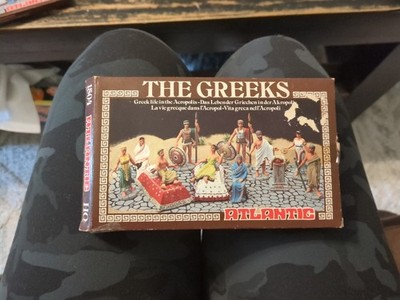 Atlantic Greek Life in the Acropolis Set - set 1804 - mint-in-box - 1/72nd scale