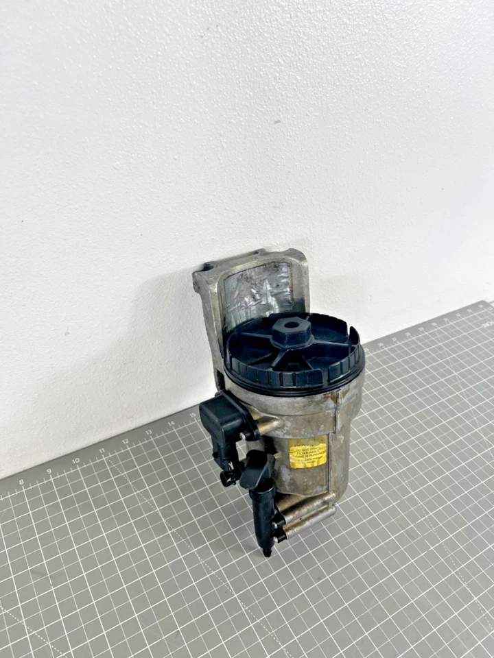 03-07 DODGE RAM 2500 3500 5,9 L CUMMINS FILTRO COMBUSTIBLE CARCASA BOTE 05015581AA Foto 3 de 4