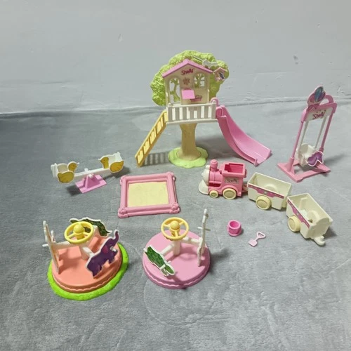 Barbie Shelly Playground Playset with Train Vintage 1997 Mattel #67728-91