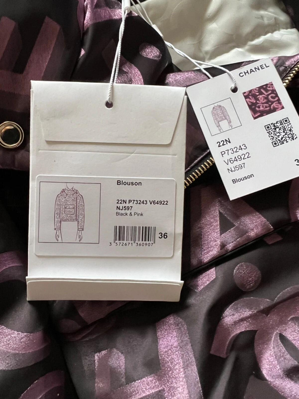 CHANEL 22N 23 COCO NEIE CC LOGO NUOVE ETICHETTE NERO ROSA PUFFER GIACCA ORO CC 36 38