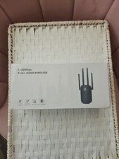 Brand New Sealed 1200mbps Dual-Band Repeater WiFi Extender Booster 