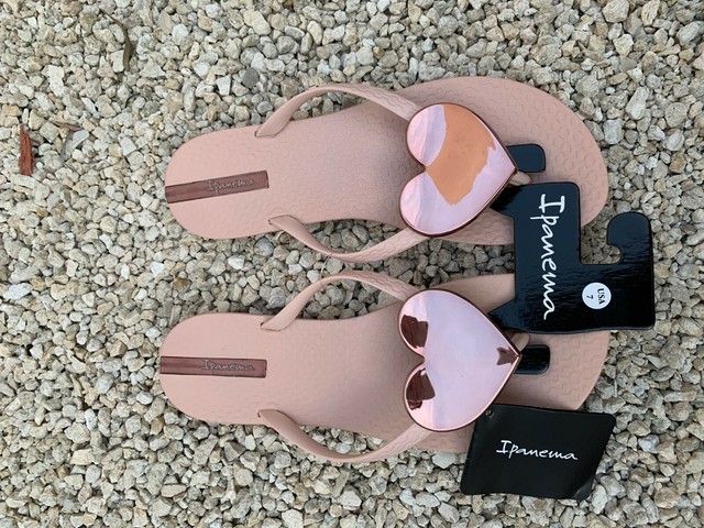ipanema wave heart flip flop