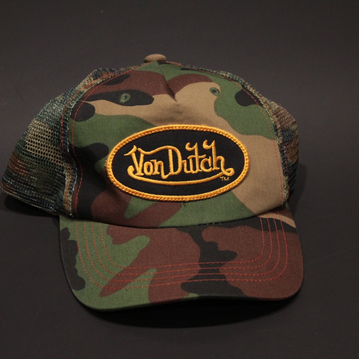 Von Dutch Camouflage Orange / Green Trucker Hat Von Dutch Camo Print Trucker Hat - Orange/combo | Fashion Nova main image 3