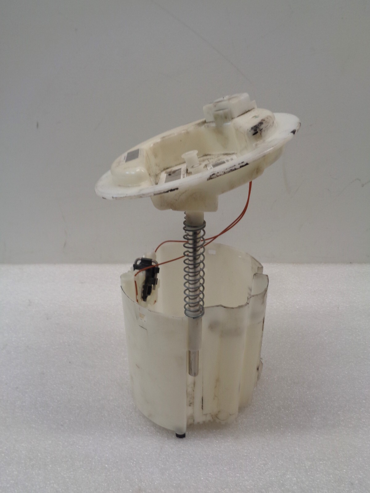 Maserati Ghibli 2014-2017 RIGHT Fuel pump