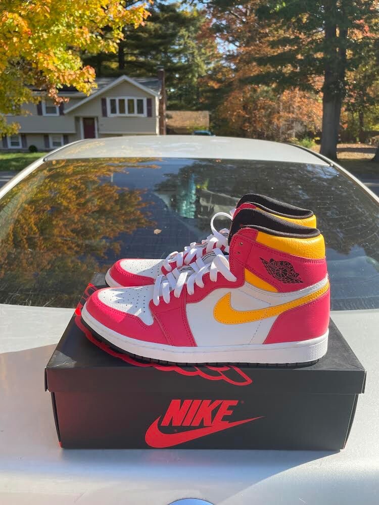 Size 10.5 - Jordan 1 Retro High OG Light Fusion Red 2021 Size 10.5 - Jordan 1 Retro High OG Light Fusion Red 2021