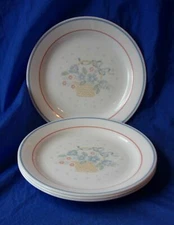 Corelle COUNTRY CORNFLOWER Pattern 7.25" Bread & Butter Plates x4 Corning