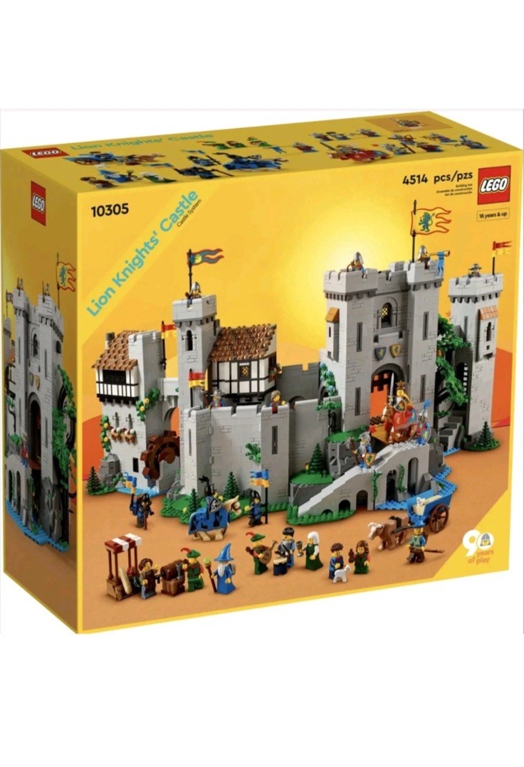 LEGO Lion Knights Castle 90th Anniversary Edition Set 10305 New & Sealed - Image 3