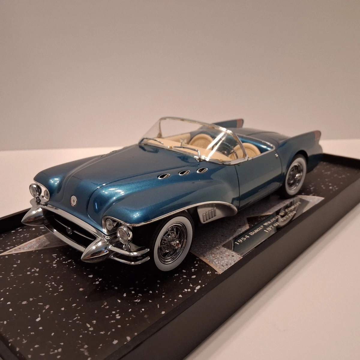MINICHAMPS Buick Diecast & Toy 1:18 for sale | eBay