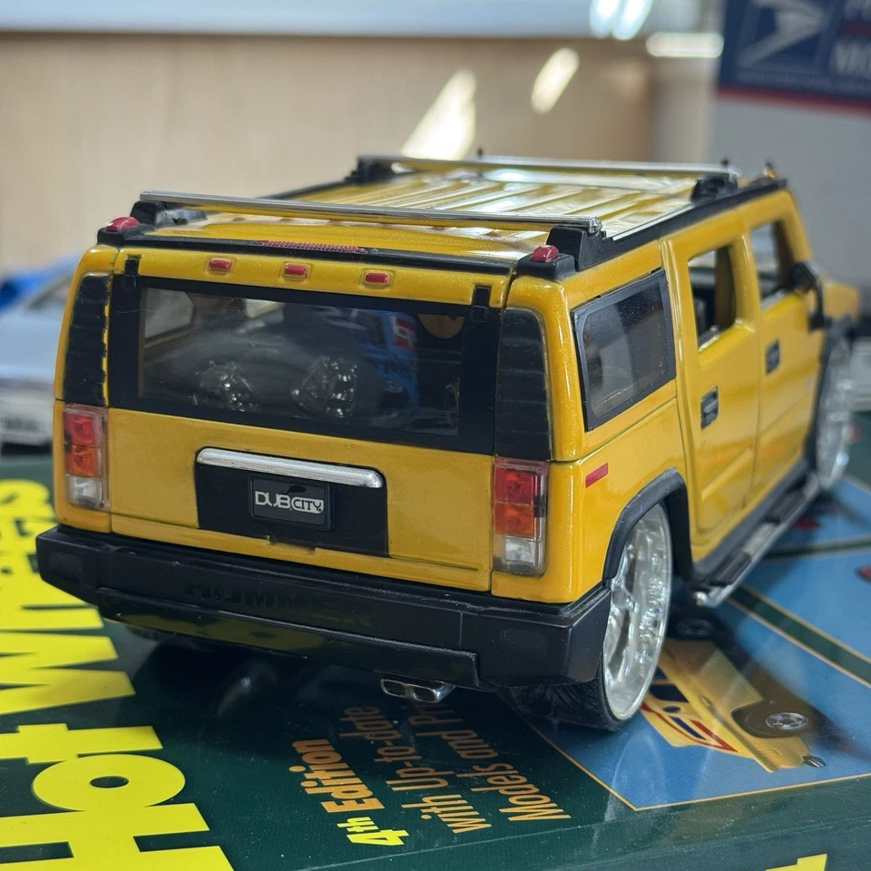 JADA TOYS 1:24 Scale Dub City Big Ballers Diecast Collection HUMMER H2 Yellow - Image 4 of 4