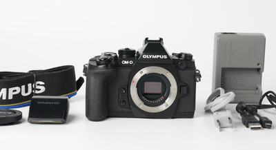 [Near Mint] OLYMPUS OM-D E-M1 Spiegellose Kamera Shuttercount: 15390 #3965A
