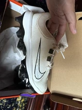 Nike Hyperdiamond 4 Pro MCS Women's Low Softball Cleats, Size 6.5, (pre-owned)