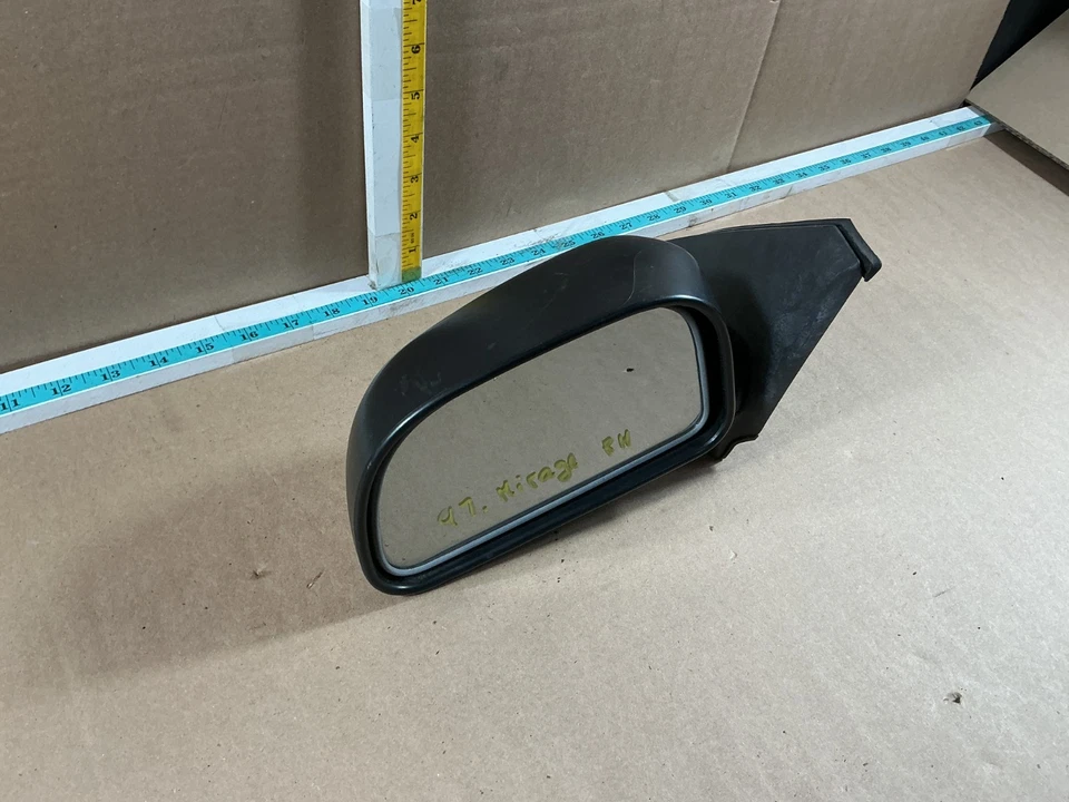 Espejo retrovisor lateral izquierdo conductor 2 puertas Mitsubishi Mirage 1997-1999 OEM Foto 3 de 4