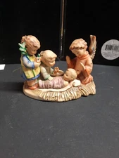 HUMMEL 54 SILENT NIGHT CANDLEHOLDER 3 1/2" TALL X 4 7/8 " LONG