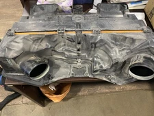 Used Air Cleaner Assembly fits: 2012 Bmw X5M 4.4L twin turbo Grade A