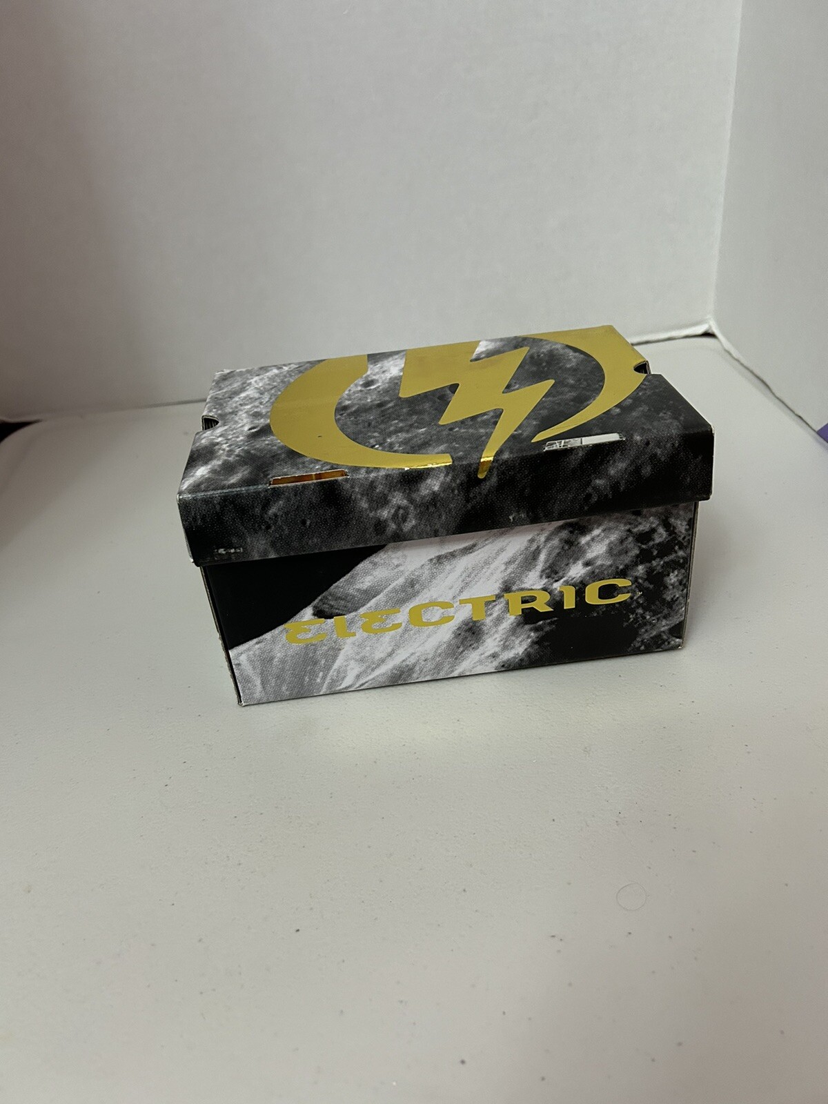Picture 1 of 5