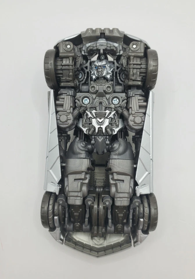 Figura de acción Takara Tomy Transformers Ss-78 Deluxe Class Sideswipe Foto 3 de 4