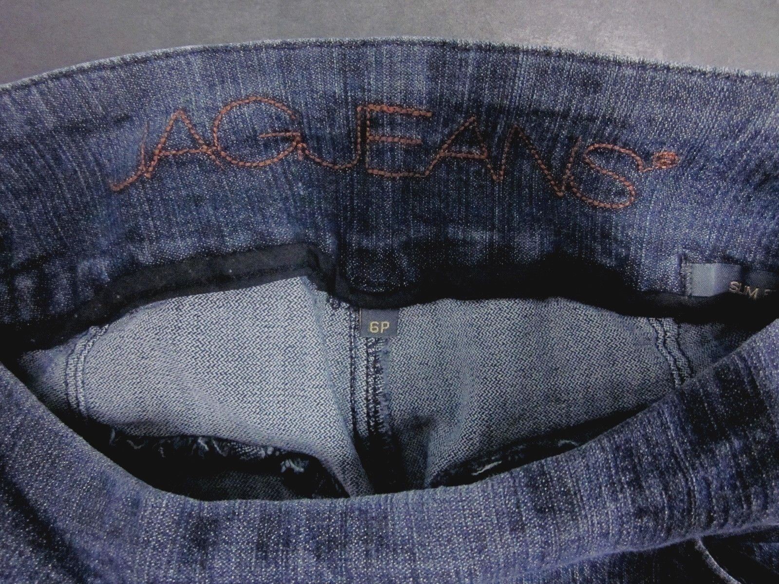 JAG WOMEN'S (6P) L23 SLIM FIT PULL ON DARK BLUE STRETCH CROPPED CAPRI JEANS