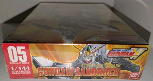 Vintage 1995 Mobile Suit Gundam Wing Action Figure Model Kit 05 Sandrock SEALED - Picture 3 of 8