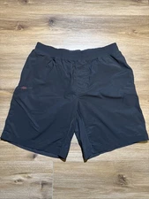 Rhone Men’s LARGE Versatility Shorts 9" Unlined Pockets Gym Training Performance