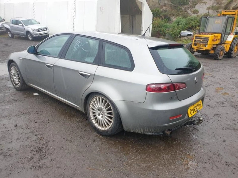 BOTELLA LAVADORA ALFA ROMEO 159 MK1 Foto 4 de 4