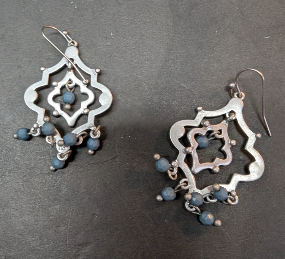 Pendientes colgantes Lia Sophia Bonsai turquesa y resina mandarina Foto 3 de 3