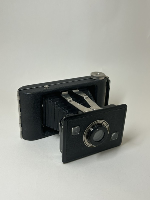 Vintage Jiffy Kodak Series II 620 Film Camera Made in Canada