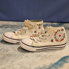 Converse Chuck Taylor All Star High Top Floral Embroidered Size 10 Toddler