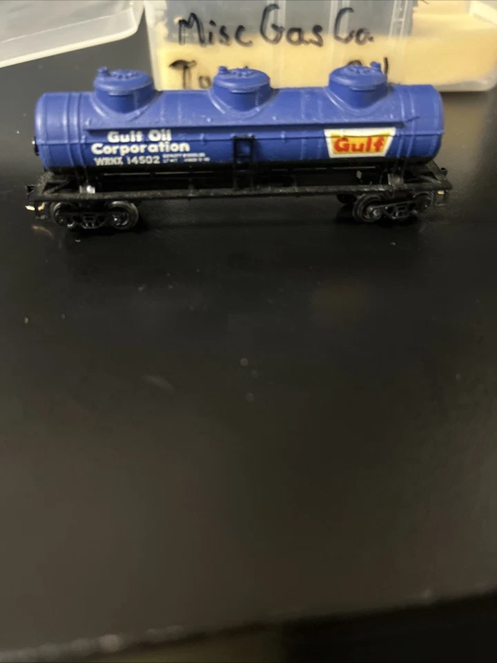 N Scale Chemical Tank Cars Set Of 6 - Image 4 of 4