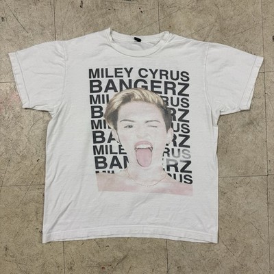 Miley Cyrus T Shirt Bangerz Tour 2014 Medium Tultex Y2K 