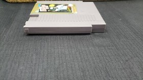 AUTHENTIC LEE TREVINO'S FIGHTING GOLF NINTENDO NES VIDEO GAME