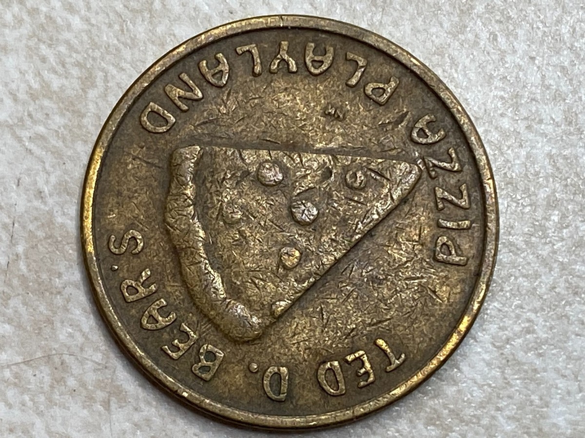 Ted D Bear's Pizza Playland Moreno Valley CA Arcade coin Medal