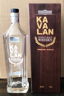 Kavalan Classic Single Malt Whisky empty Bottle and Box 700 ml (2018)