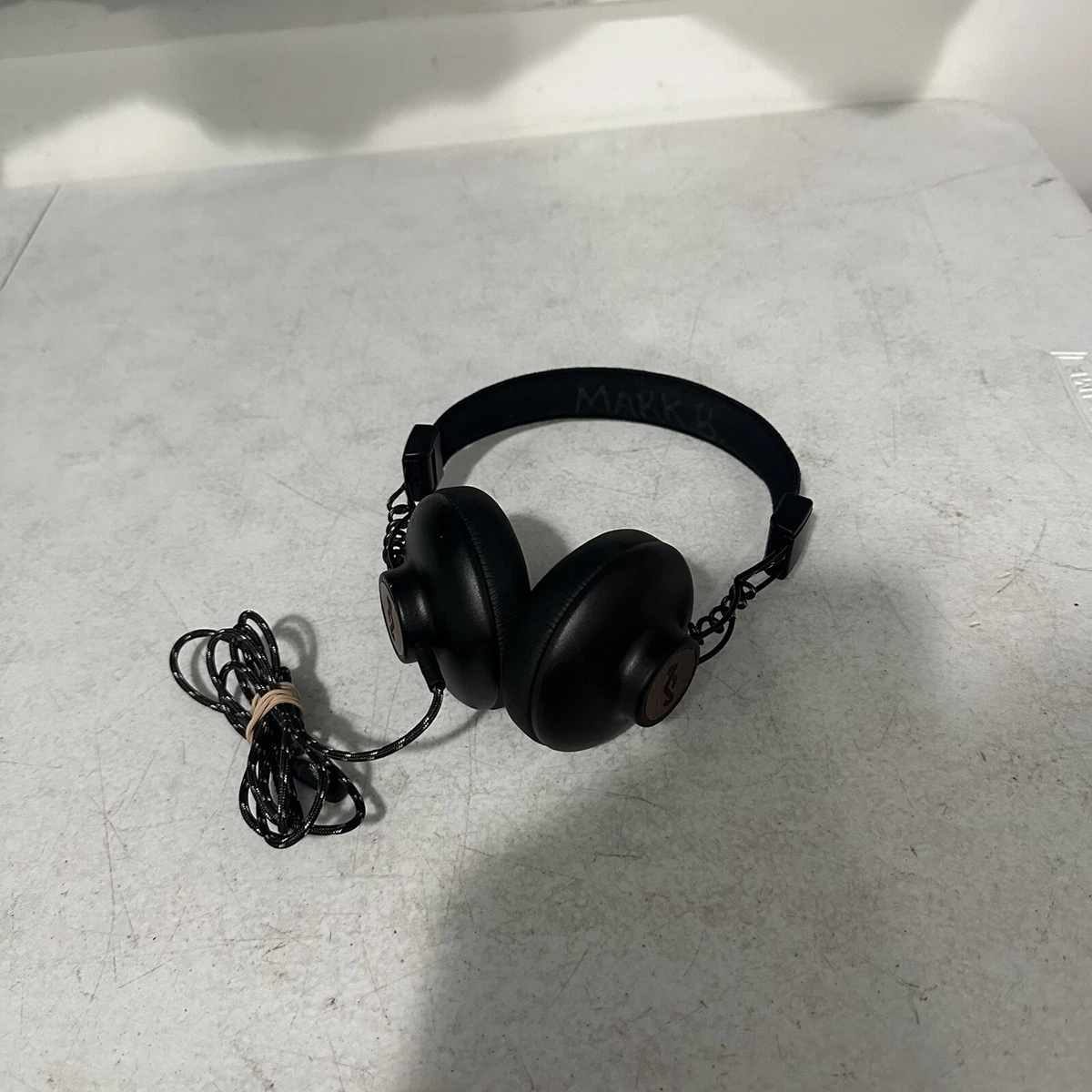 Apple airpods ボブ・マーリー  Bluetooth対応 Apple airpods ボブ・マーリー Bluetooth対応 Amazon.com: House of